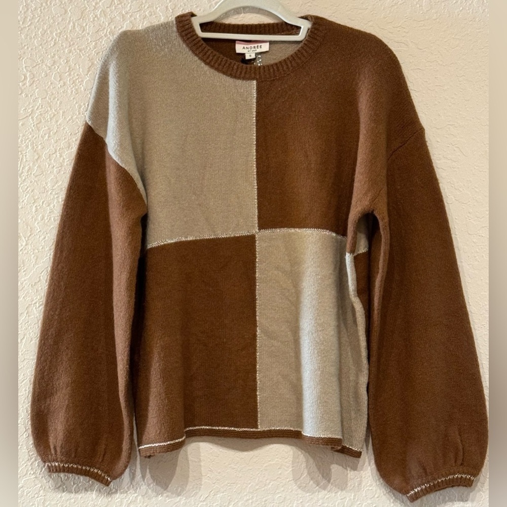 NEW Andree By Unit Colorblock Pullover Sweater Metallic Thread Detail Size S